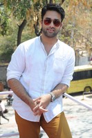 Navdeep Stills
